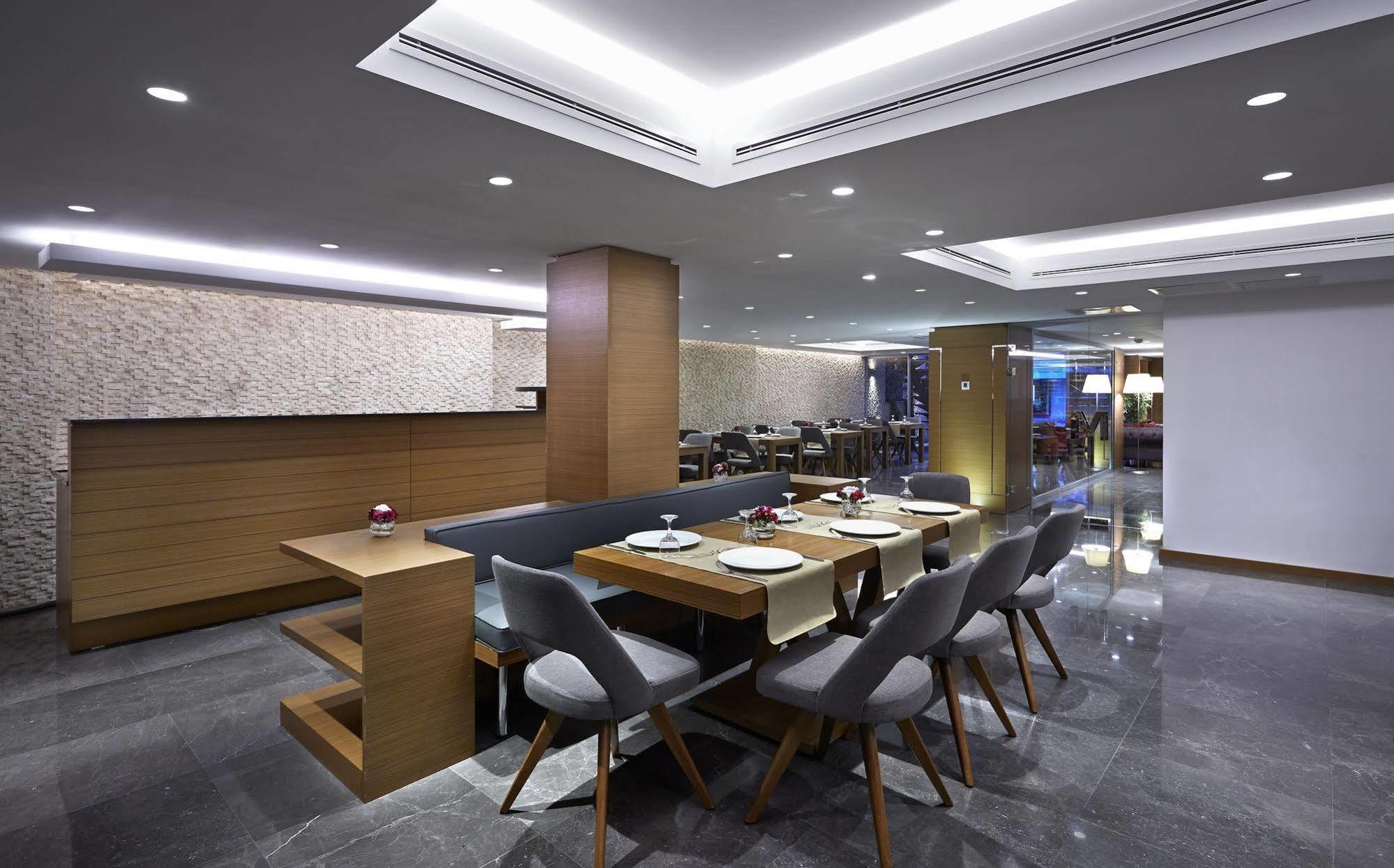 Milport Hotel Levent Istanbul Ngoại thất bức ảnh